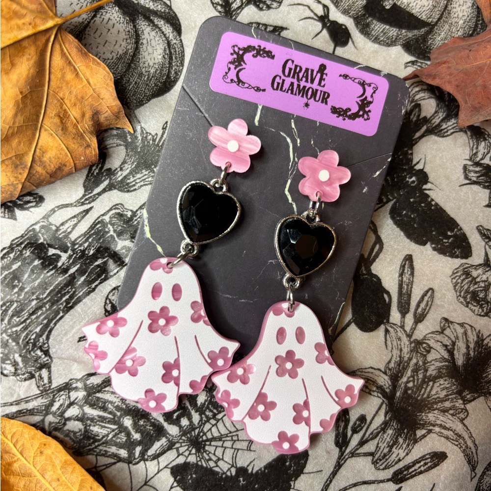 Pink Ghost Dangle Earrings: Kawaii Pastel Jewelry with Black Crystal Hearts